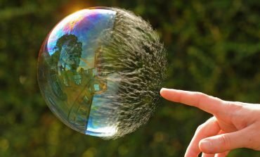 Bitcoin bubble popping